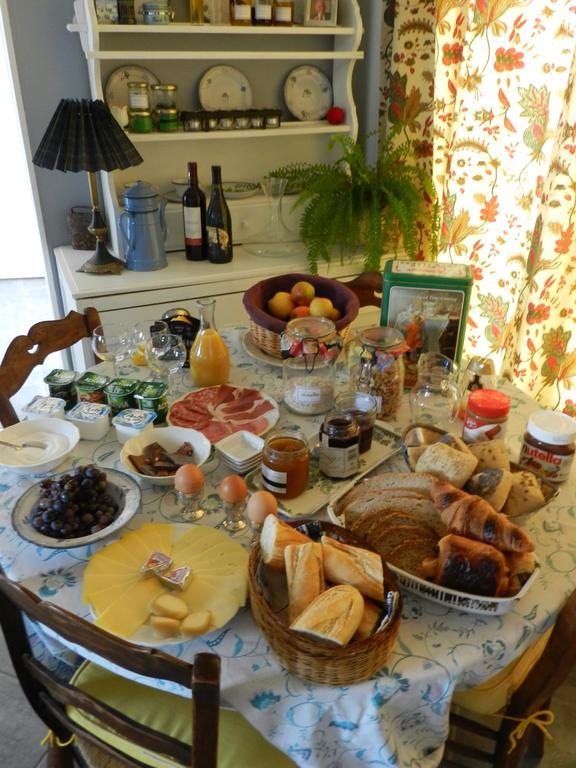 Bed and Breakfast Les Broussous Sauve Esterno foto